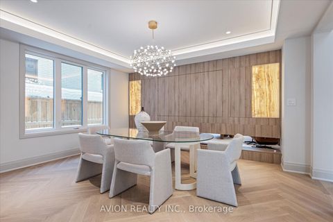 Photo 13 at 72 Lord Seaton Road, Windfields, Toronto