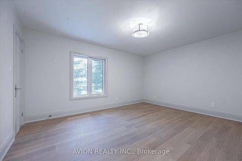 Photo 40 at 72 Lord Seaton Road, Windfields, Toronto