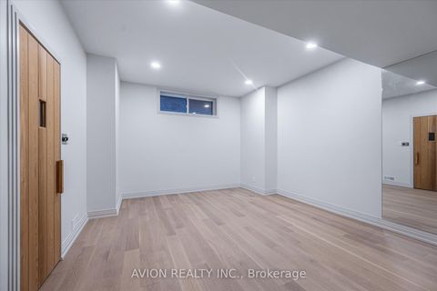 Photo 42 at 72 Lord Seaton Road, Windfields, Toronto