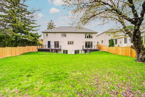 Photo 48 at 72 Lord Seaton Road, Windfields, Toronto