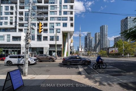 Photo 4 at 27 Bathurst Street, Waterfront Communities C1, Toronto