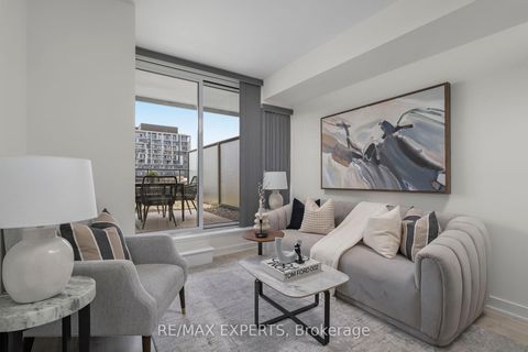 Photo 14 at 27 Bathurst Street, Waterfront Communities C1, Toronto