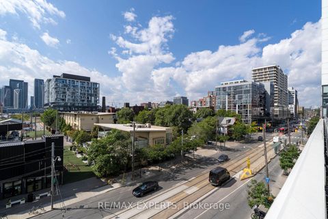 Photo 21 at 27 Bathurst Street, Waterfront Communities C1, Toronto