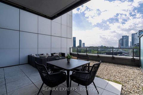 Photo 26 at 27 Bathurst Street, Waterfront Communities C1, Toronto