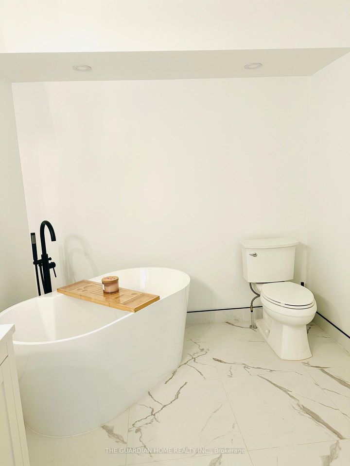 Photo 25 at 35 - 3057 Finch Avenue W, Humbermede, Toronto