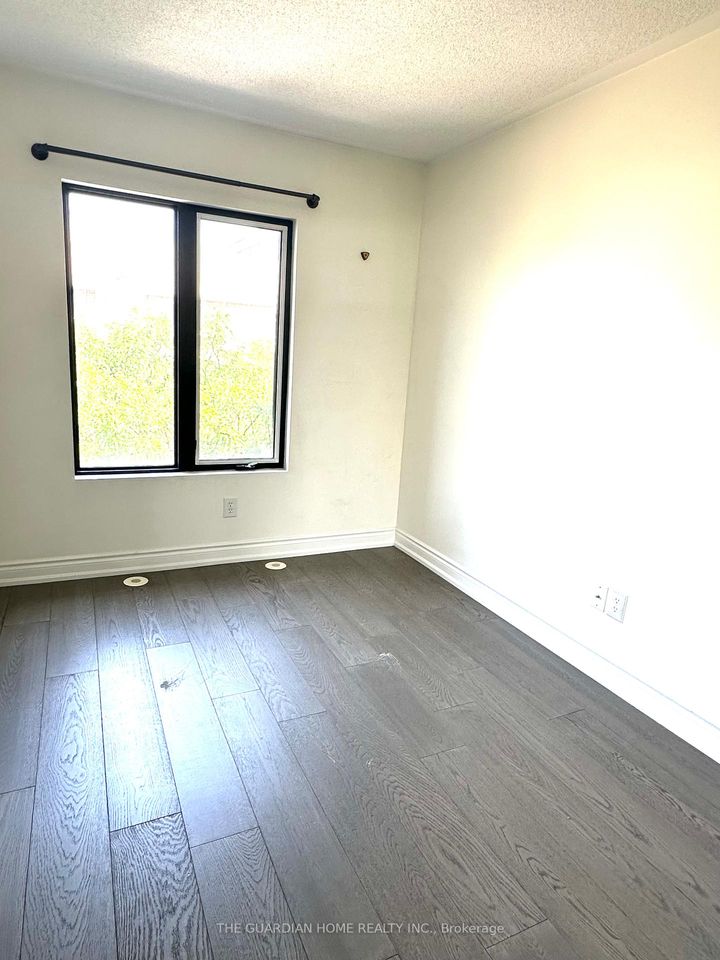 Photo 27 at 35 - 3057 Finch Avenue W, Humbermede, Toronto