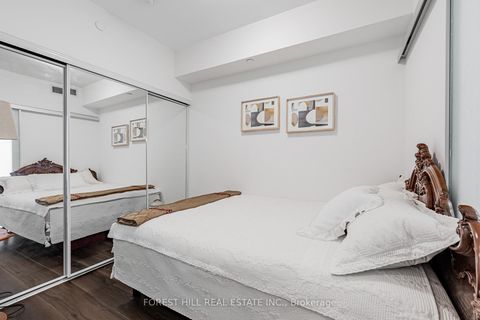 Photo 8 at 301 - 543 Richmond Street W, Waterfront Communities C1, Toronto