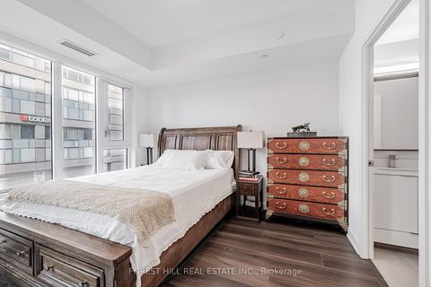 Photo 9 at 301 - 543 Richmond Street W, Waterfront Communities C1, Toronto