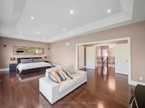 Photo 20 at 166 Stanton Avenue N, Vellore Village, Vaughan