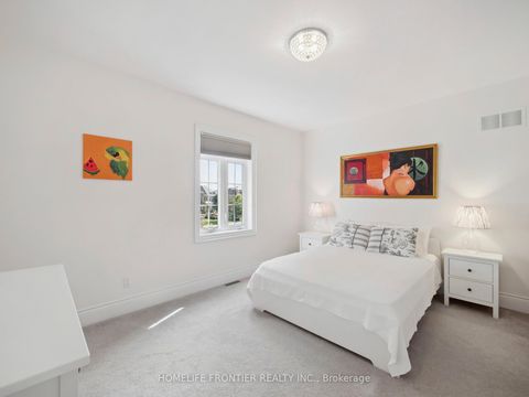 Photo 32 at 166 Stanton Avenue N, Vellore Village, Vaughan