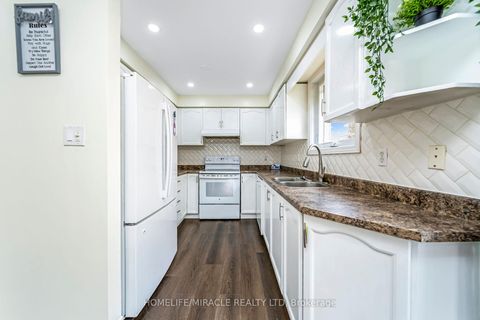 Photo 11 at 27 - 165 Tapscott Road N, Malvern, Toronto