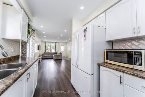 Photo 13 at 27 - 165 Tapscott Road N, Malvern, Toronto