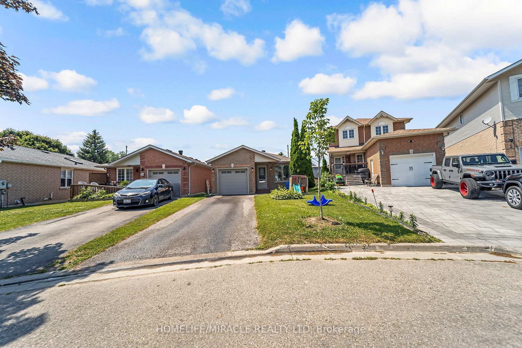 27 - 165 Tapscott Road N, Malvern, Toronto 