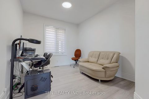 Photo 17 at 120 Valley Vista Drive, Patterson, Vaughan