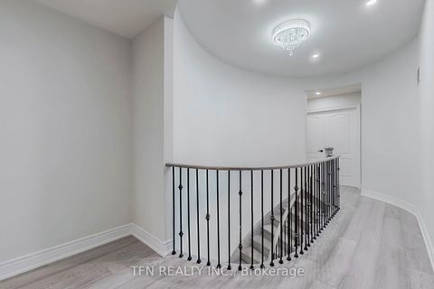 Photo 21 at 120 Valley Vista Drive, Patterson, Vaughan Photo 21 at 120 Valley Vista Drive, Patterson, Vaughan