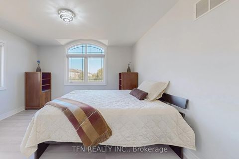 Photo 23 at 120 Valley Vista Drive, Patterson, Vaughan Photo 23 at 120 Valley Vista Drive, Patterson, Vaughan