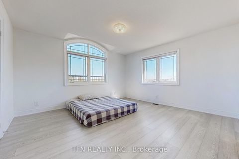 Photo 28 at 120 Valley Vista Drive, Patterson, Vaughan Photo 28 at 120 Valley Vista Drive, Patterson, Vaughan