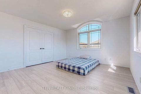 Photo 29 at 120 Valley Vista Drive, Patterson, Vaughan Photo 29 at 120 Valley Vista Drive, Patterson, Vaughan