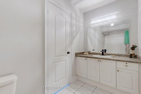 Photo 30 at 120 Valley Vista Drive, Patterson, Vaughan Photo 30 at 120 Valley Vista Drive, Patterson, Vaughan