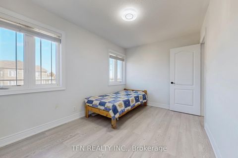 Photo 34 at 120 Valley Vista Drive, Patterson, Vaughan Photo 34 at 120 Valley Vista Drive, Patterson, Vaughan