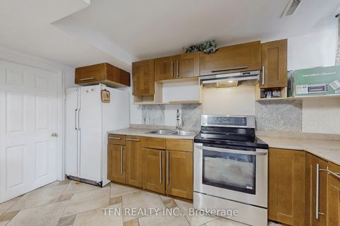 Photo 38 at 120 Valley Vista Drive, Patterson, Vaughan Photo 38 at 120 Valley Vista Drive, Patterson, Vaughan