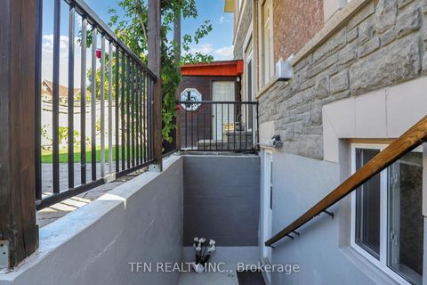 Photo 45 at 120 Valley Vista Drive, Patterson, Vaughan Photo 45 at 120 Valley Vista Drive, Patterson, Vaughan