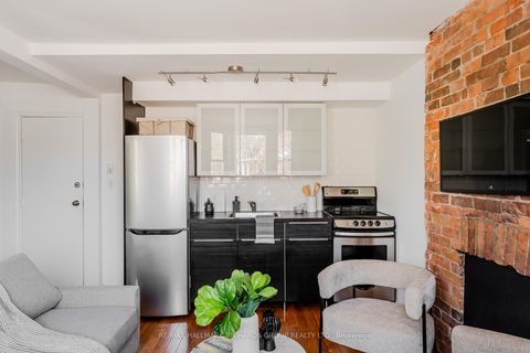 Photo 14 at 389 Woodbine Avenue, The Beaches, Toronto