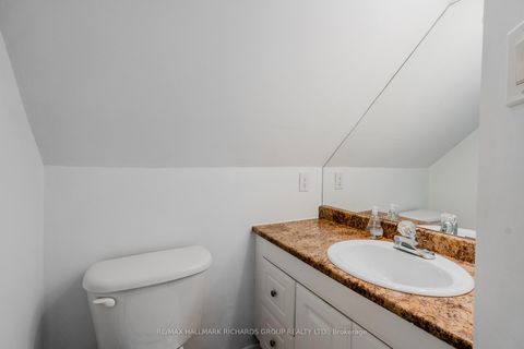 Photo 20 at 389 Woodbine Avenue, The Beaches, Toronto
