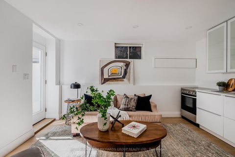 Photo 24 at 389 Woodbine Avenue, The Beaches, Toronto