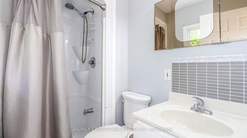 Photo 17 at 673 Roberts Road, Alcona, Innisfil