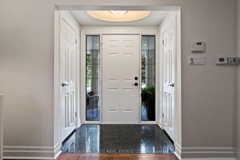 Photo 4 at 17 Elstree Road, Humber Valley, Toronto