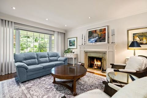 Photo 7 at 17 Elstree Road, Humber Valley, Toronto