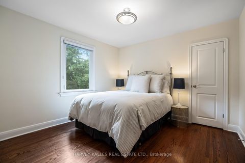 Photo 31 at 17 Elstree Road, Humber Valley, Toronto