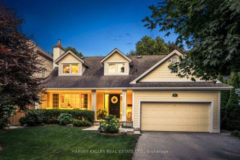 Photo 39 at 17 Elstree Road, Humber Valley, Toronto