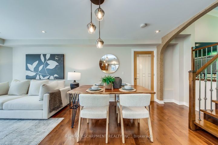 Photo 10 at 5281 Cindy Lane, Appleby, Burlington