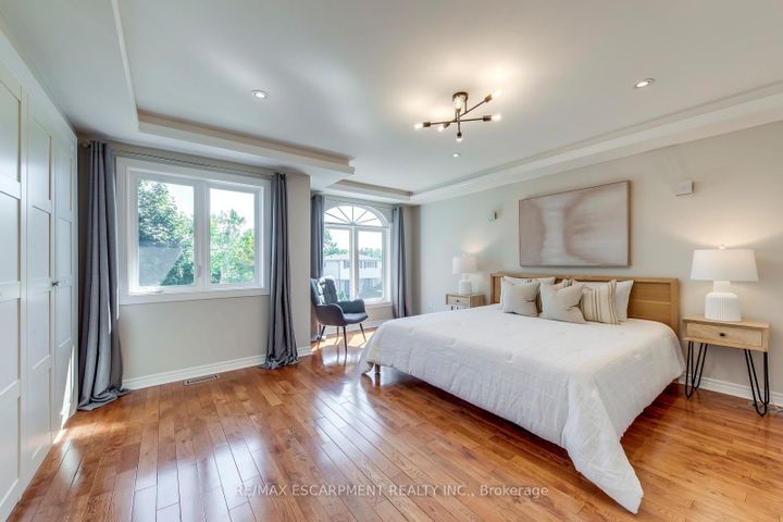 Photo 34 at 5281 Cindy Lane, Appleby, Burlington