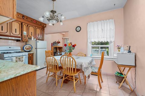 Photo 6 at 201 Westmount Avenue, Oakwood Village, Toronto