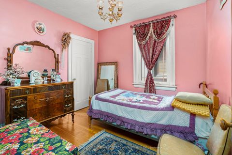 Photo 13 at 201 Westmount Avenue, Oakwood Village, Toronto
