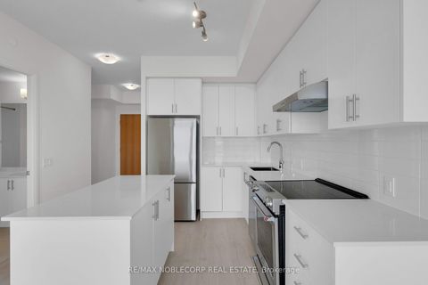 Photo 14 at 2107 - 8960 Jane Street, Vellore Village, Vaughan