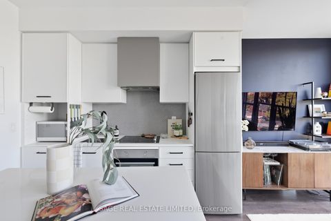 Photo 6 at 605 - 899 Queen Street E, South Riverdale, Toronto