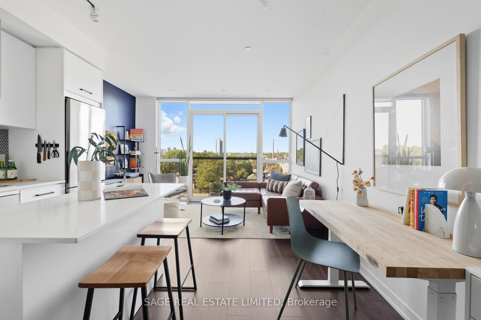 605 - 899 Queen Street E, South Riverdale, Toronto 