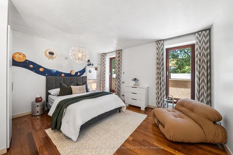 Photo 24 at 31 Governors Road, Leaside, Toronto