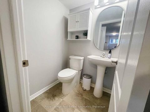 Photo 15 at 60 - 2441 Greenwich Drive, WM Westmount, Oakville