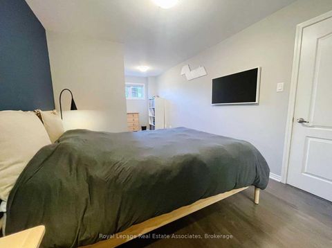 Photo 16 at 60 - 2441 Greenwich Drive, WM Westmount, Oakville