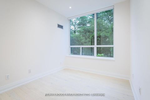 Photo 19 at 109 - 238 Doris Avenue, Willowdale East, Toronto