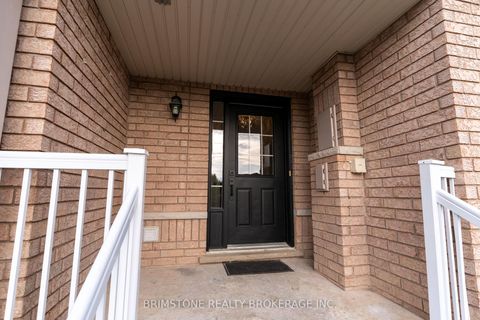 Photo 2 at 89 Winchester Terrace, Shore, Barrie