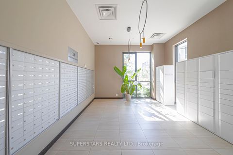 Photo 12 at 1003 - 38 Honeycrisp Crescent, Vaughan Corporate Centre, Vaughan