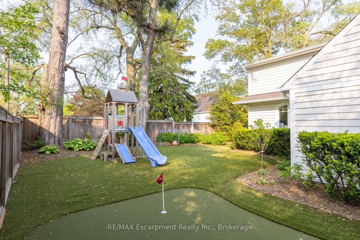 Photo 3 at 161 Dianne Avenue, MO Morrison, Oakville
