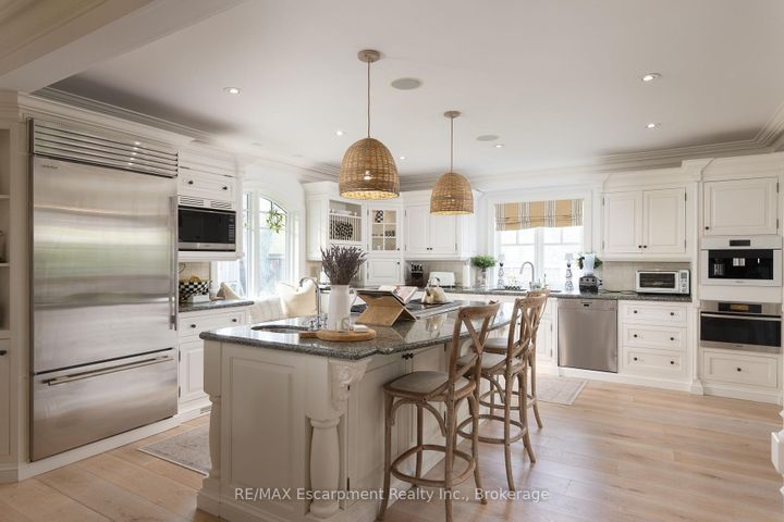 Photo 13 at 161 Dianne Avenue, MO Morrison, Oakville