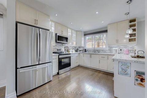 Photo 13 at 251 Glen Shields Avenue, Concord, Vaughan